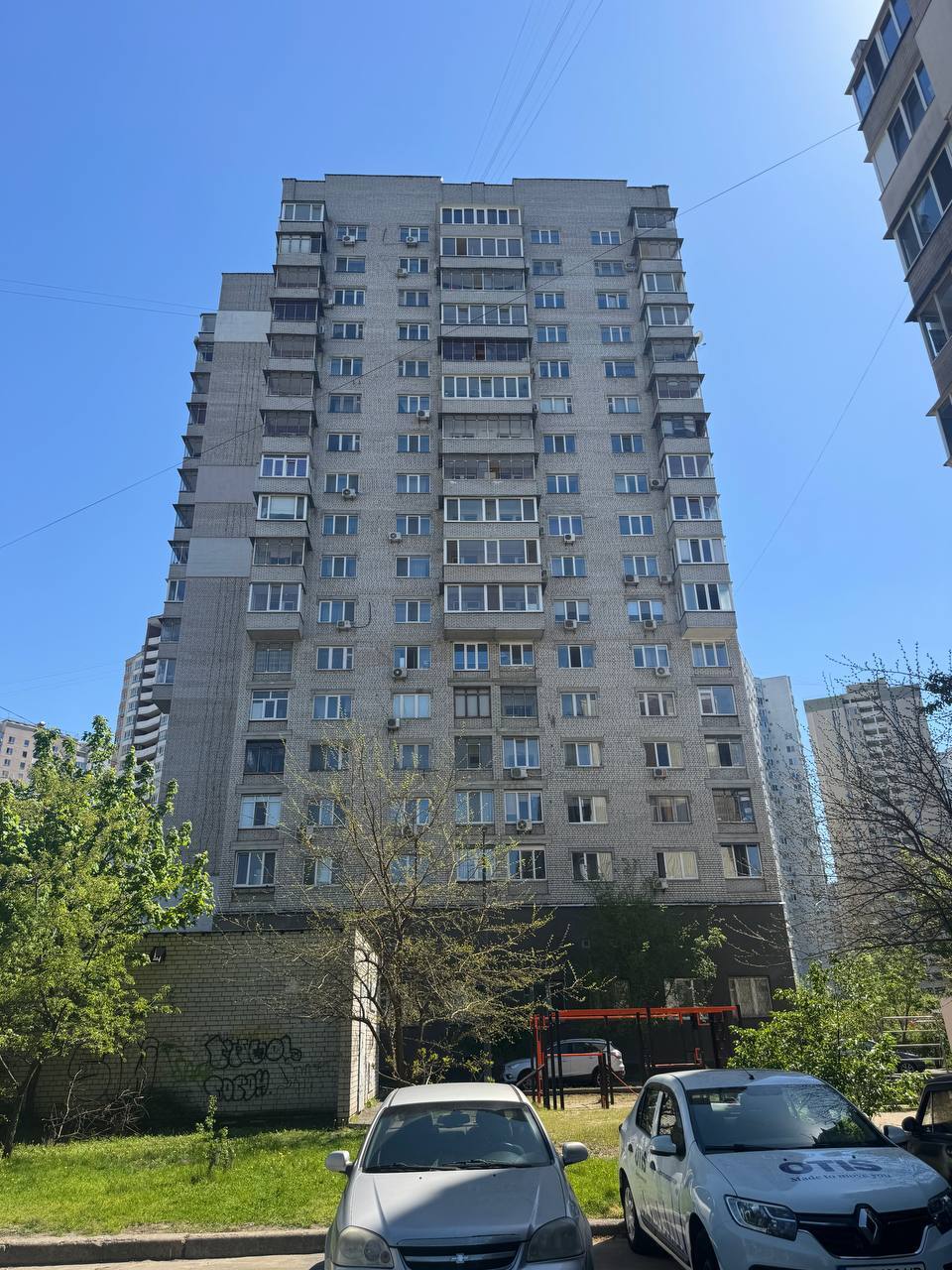 Продаж 3-кімнатної квартири 90 м², Сортувальна вул., 4
