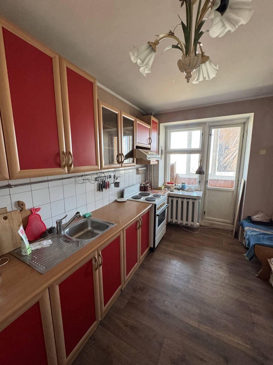 Продаж 3-кімнатної квартири 90 м², Сортувальна вул., 4