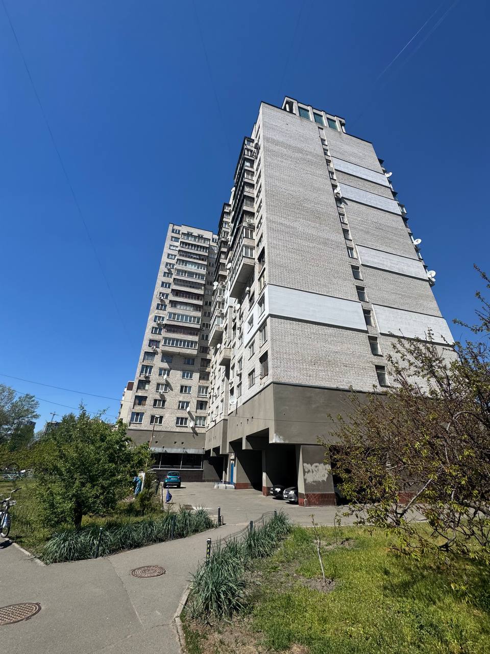 Продаж 3-кімнатної квартири 90 м², Сортувальна вул., 4