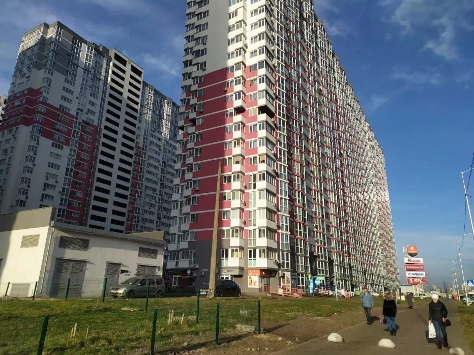 Продажа 1-комнатной квартиры 51 м², Драгоманова ул., 2
