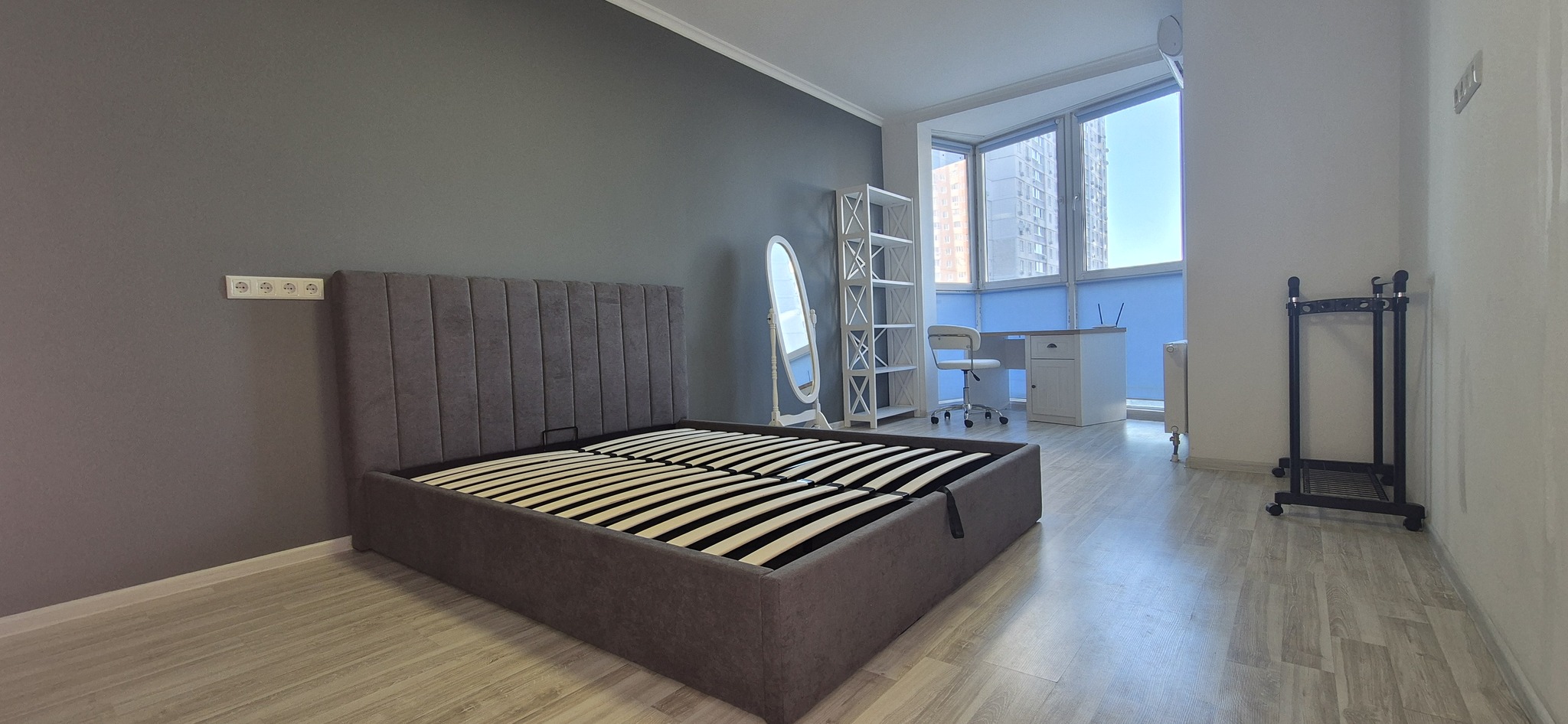 Продажа 1-комнатной квартиры 51 м², Драгоманова ул., 2