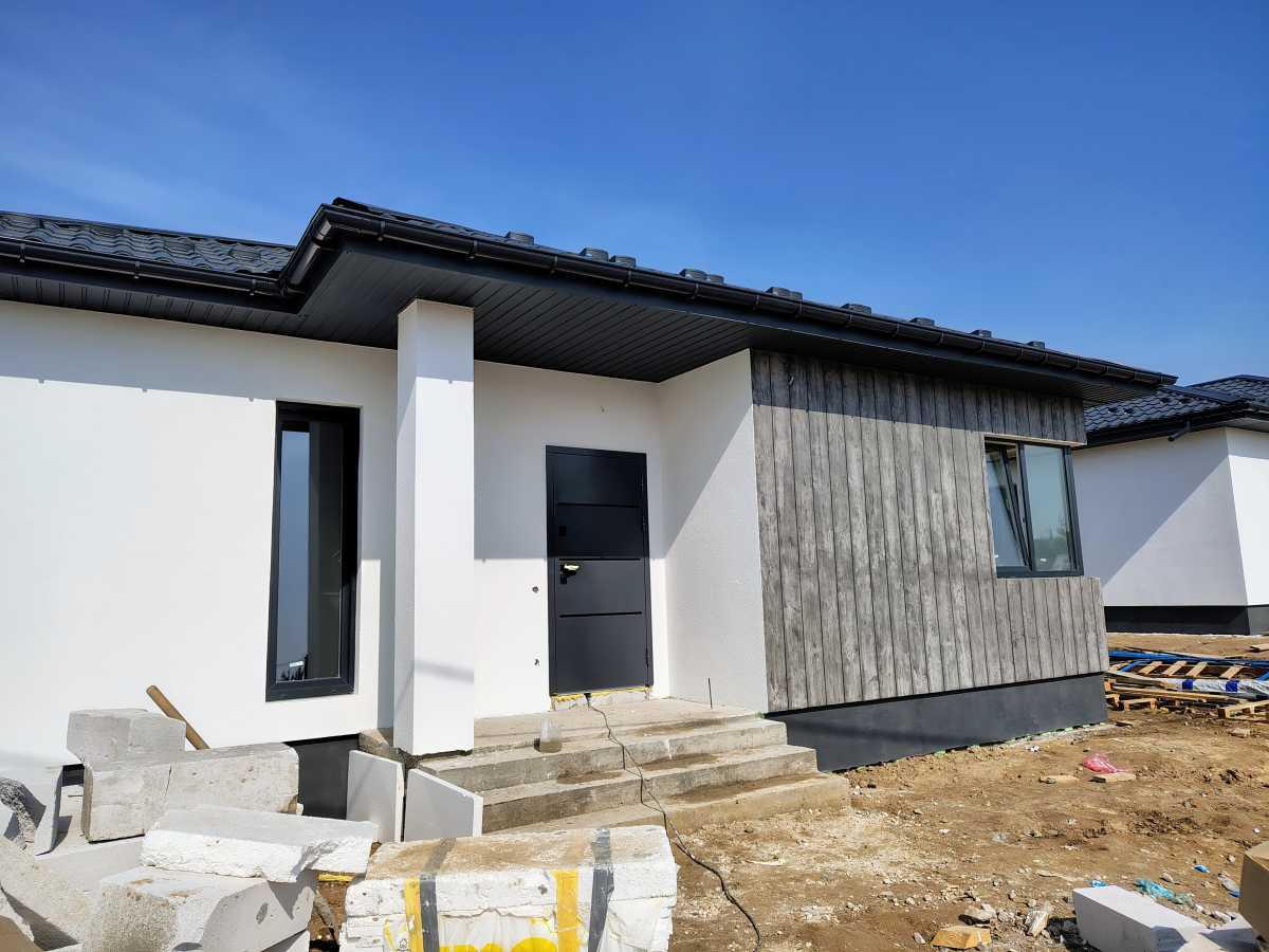 Продаж будинку 85 м², Короленка