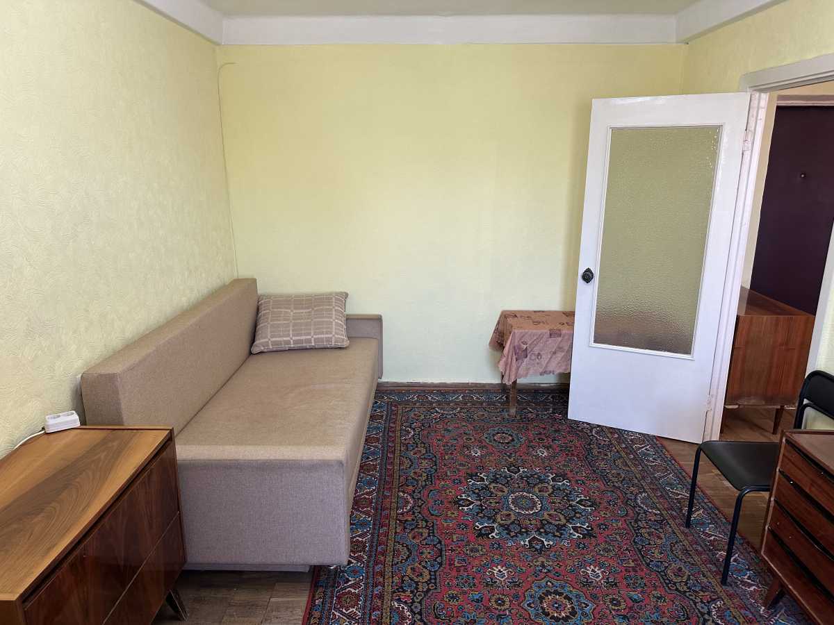Продаж 1-кімнатної квартири 31 м², Йорданська вул., 8