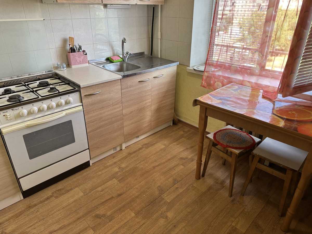 Продаж 1-кімнатної квартири 31 м², Йорданська вул., 8