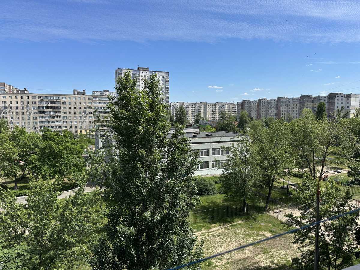 Продаж 1-кімнатної квартири 31 м², Йорданська вул., 8