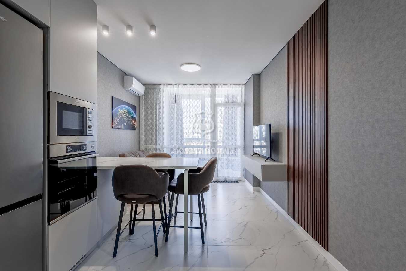 Продаж 1-кімнатної квартири 48 м², Олександра Олеся вул., 2в