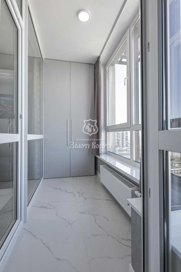 Продаж 1-кімнатної квартири 48 м², Олександра Олеся вул., 2в