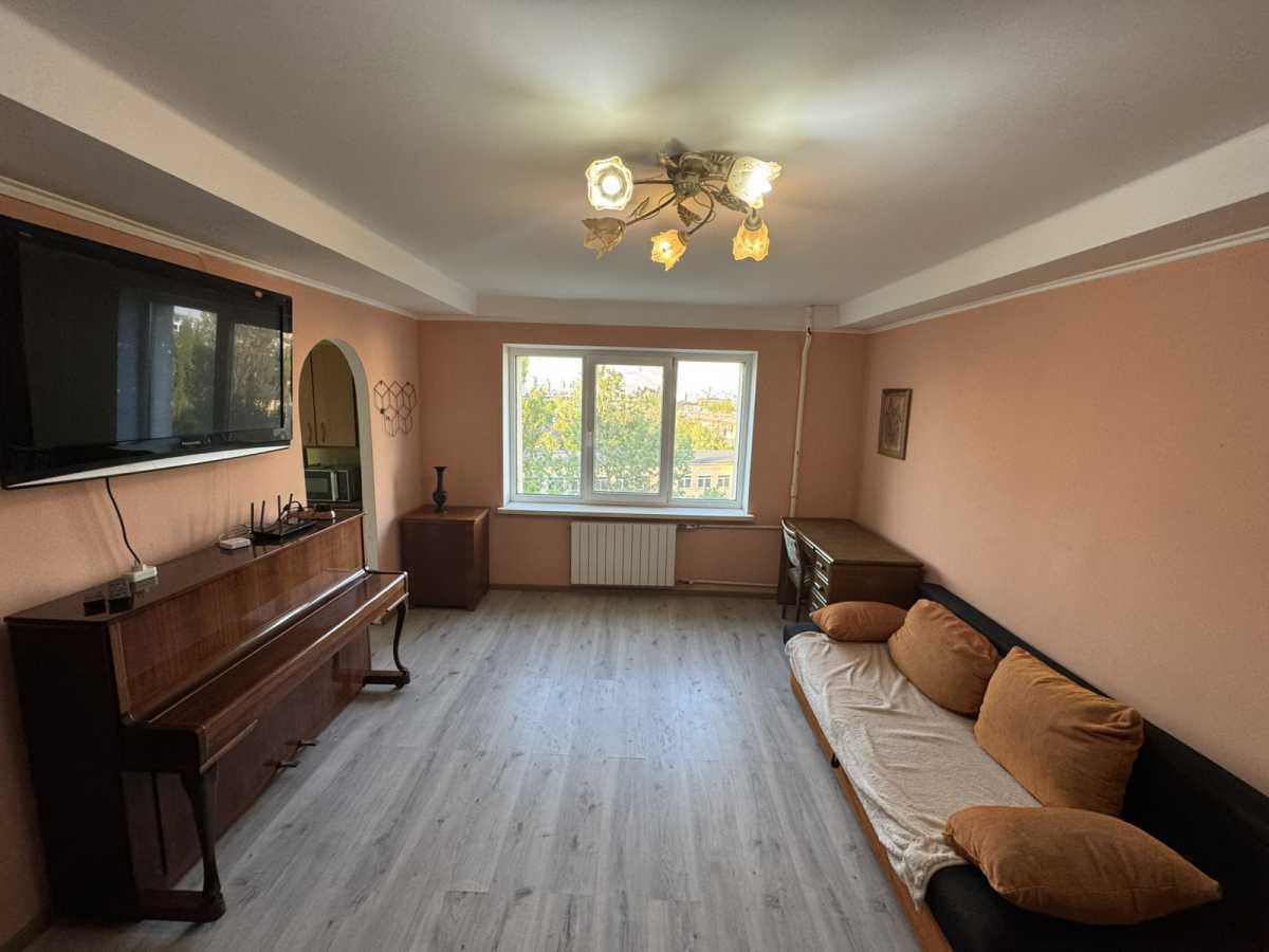 Аренда 2-комнатной квартиры 60 м², Кирилловская ул., 124