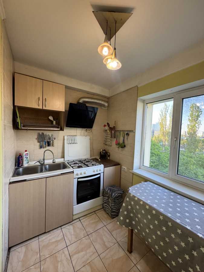 Аренда 2-комнатной квартиры 60 м², Кирилловская ул., 124