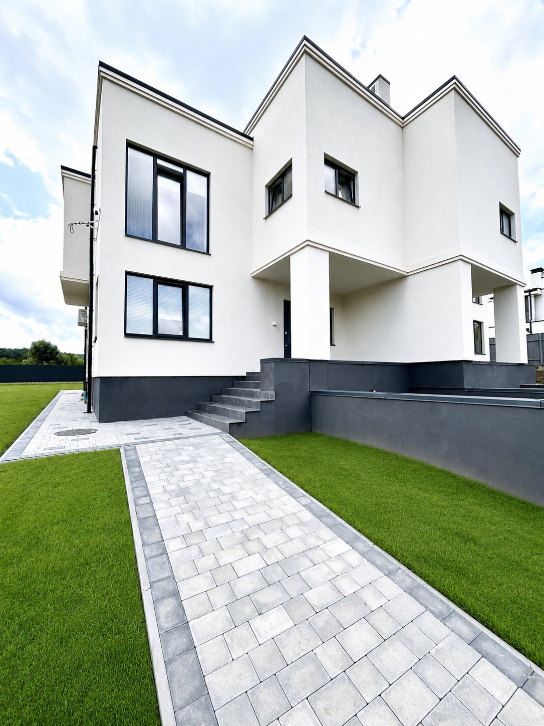 Продажа дуплекса 250 м²