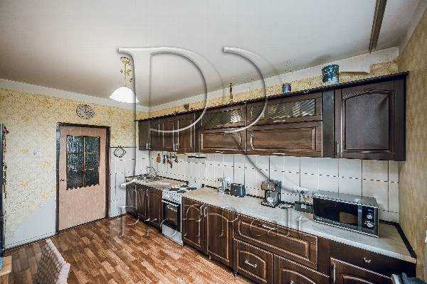 Продаж 3-кімнатної квартири 90 м², Бакинська вул., 37Г
