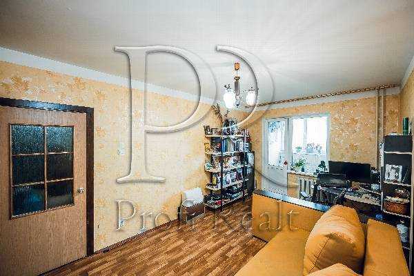 Продаж 3-кімнатної квартири 90 м², Бакинська вул., 37Г