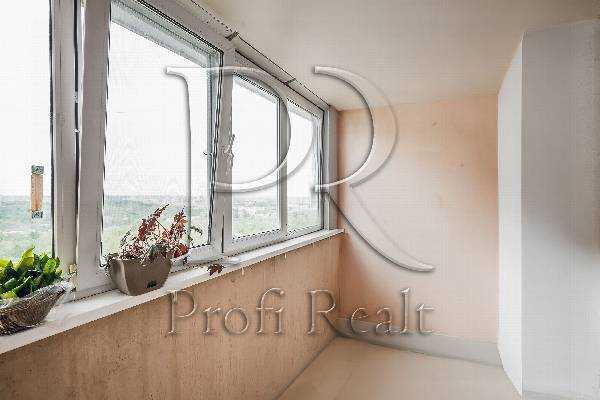 Продаж 3-кімнатної квартири 90 м², Бакинська вул., 37Г