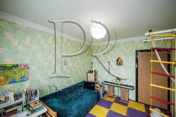 Продаж 3-кімнатної квартири 90 м², Бакинська вул., 37Г