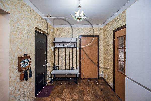 Продаж 3-кімнатної квартири 90 м², Бакинська вул., 37Г