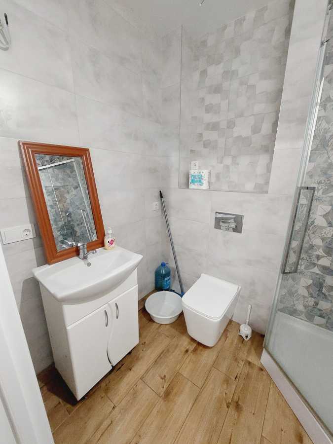 Оренда 1-кімнатної квартири 40 м², Героїв Небесної Сотні просп., 26/18