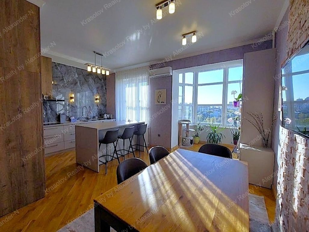Продажа 4-комнатной квартиры 180 м², Раскидайловская ул., 13