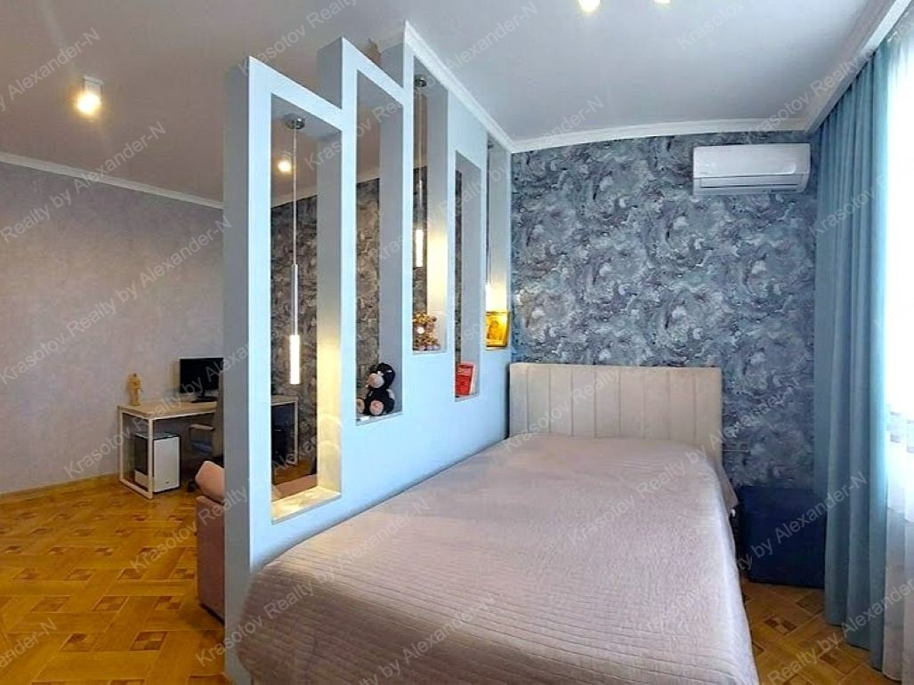 Продажа 4-комнатной квартиры 180 м², Раскидайловская ул., 13