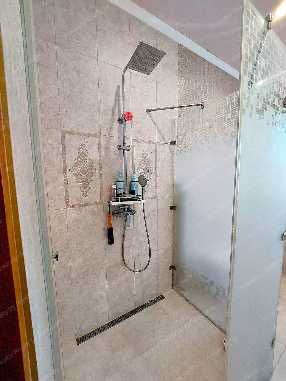 Продажа 4-комнатной квартиры 180 м², Раскидайловская ул., 13