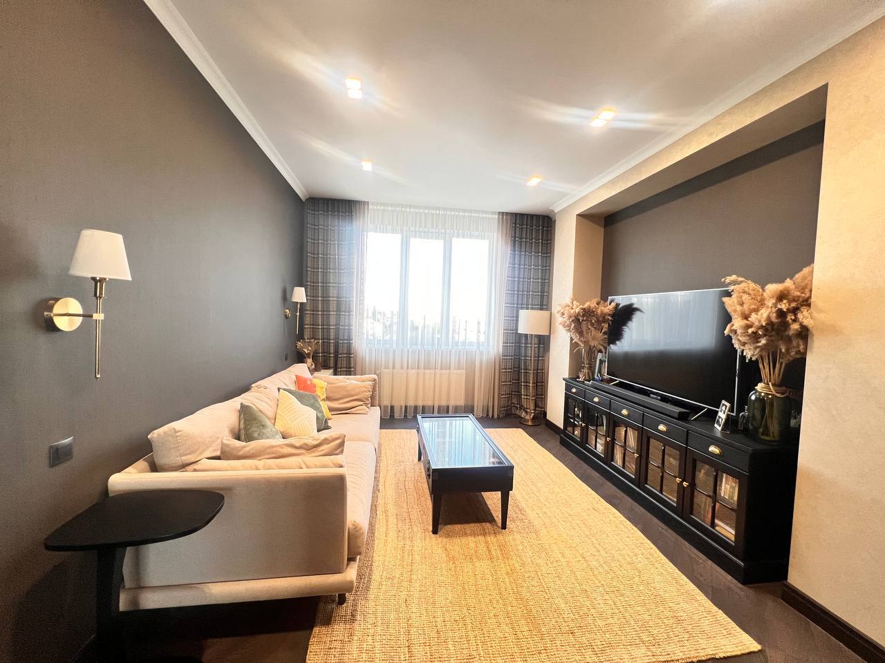 Продажа 3-комнатной квартиры 93 м², Сечевых Стрельцов ул.