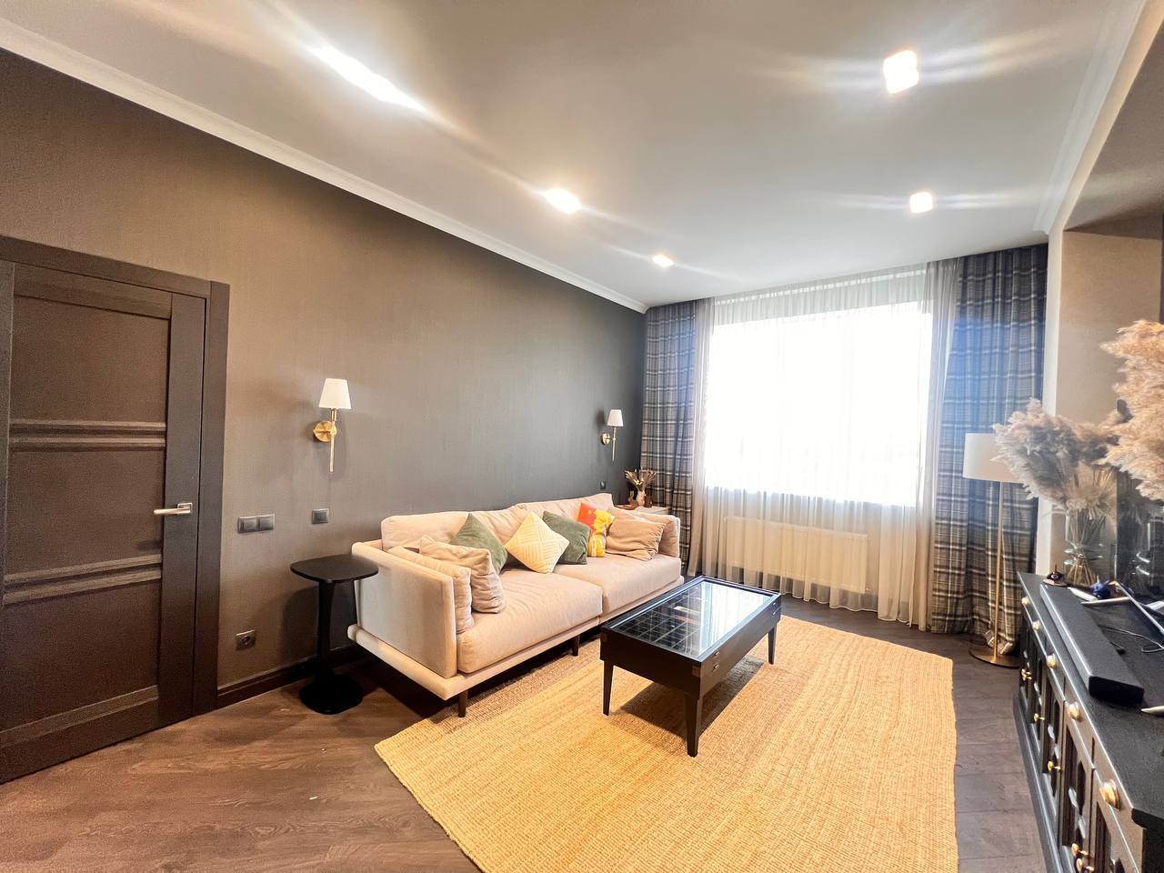 Продажа 3-комнатной квартиры 93 м², Сечевых Стрельцов ул.