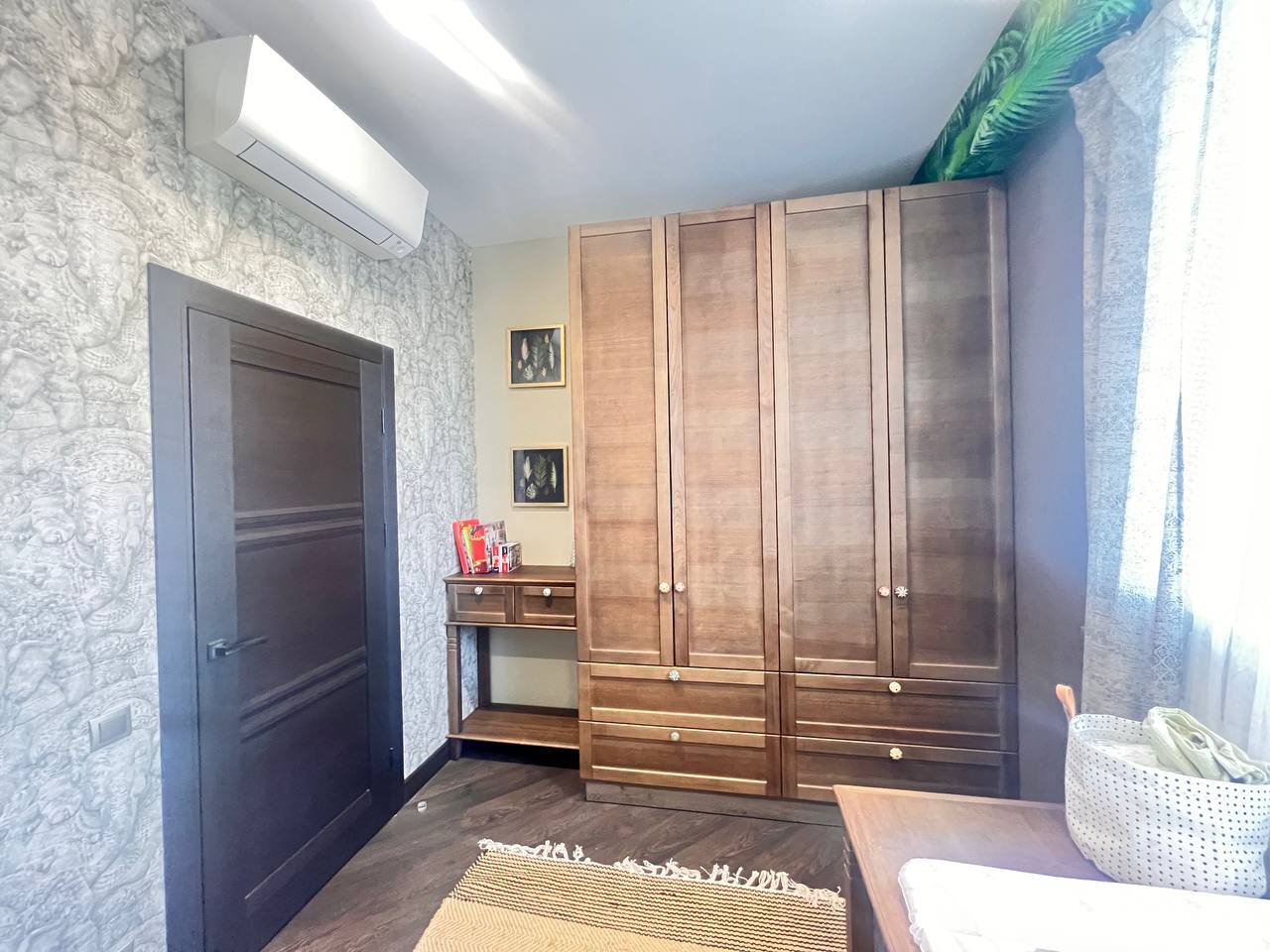 Продажа 3-комнатной квартиры 93 м², Сечевых Стрельцов ул.