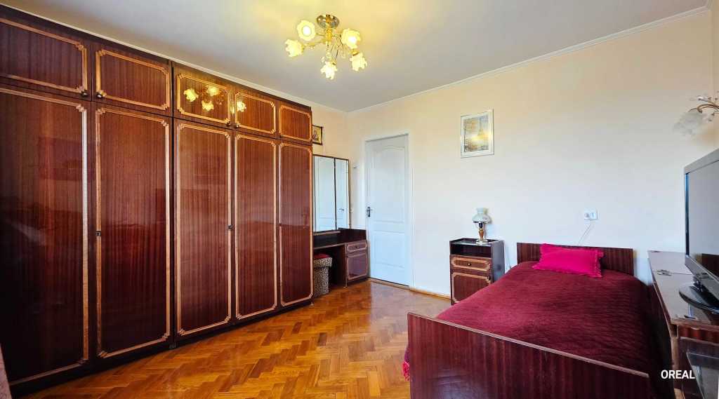 Продажа 2-комнатной квартиры 53 м², Мира ул., 4