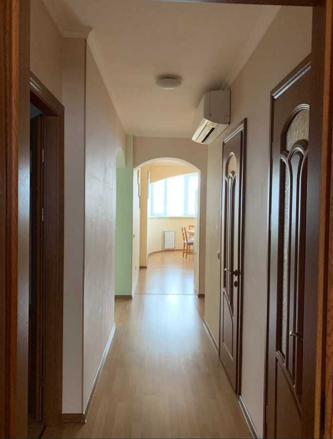 Продаж 3-кімнатної квартири 103.1 м², Саперно-Слобідська вул., 10