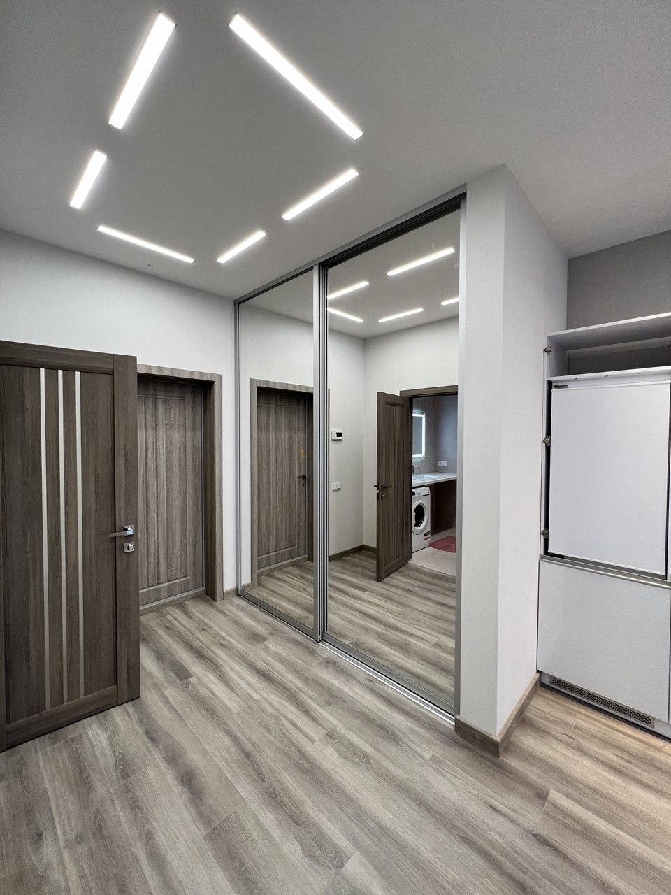Аренда 1-комнатной квартиры 50 м², Верхогляда 19А метро Печерская