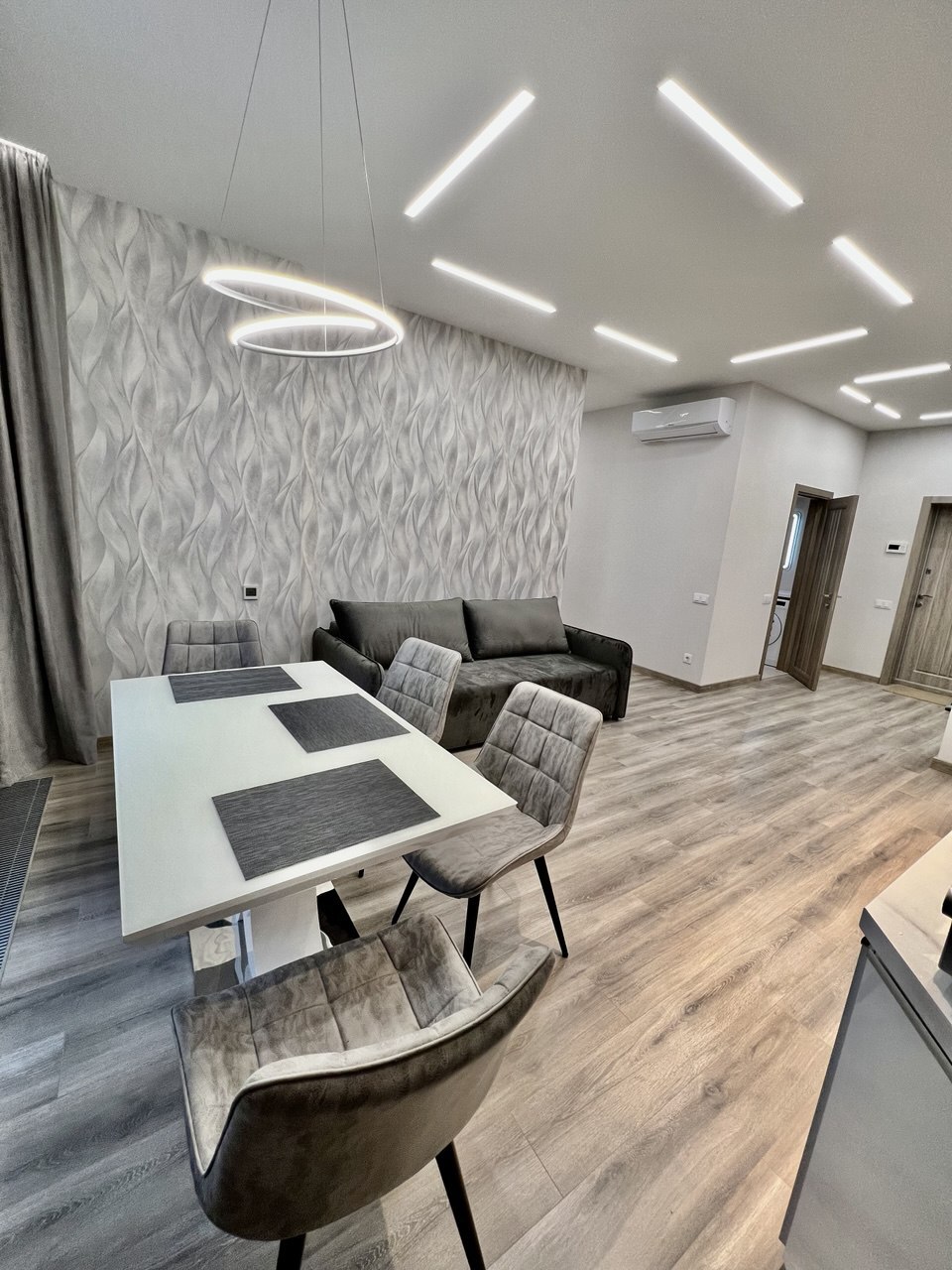 Аренда 1-комнатной квартиры 50 м², Верхогляда 19А метро Печерская