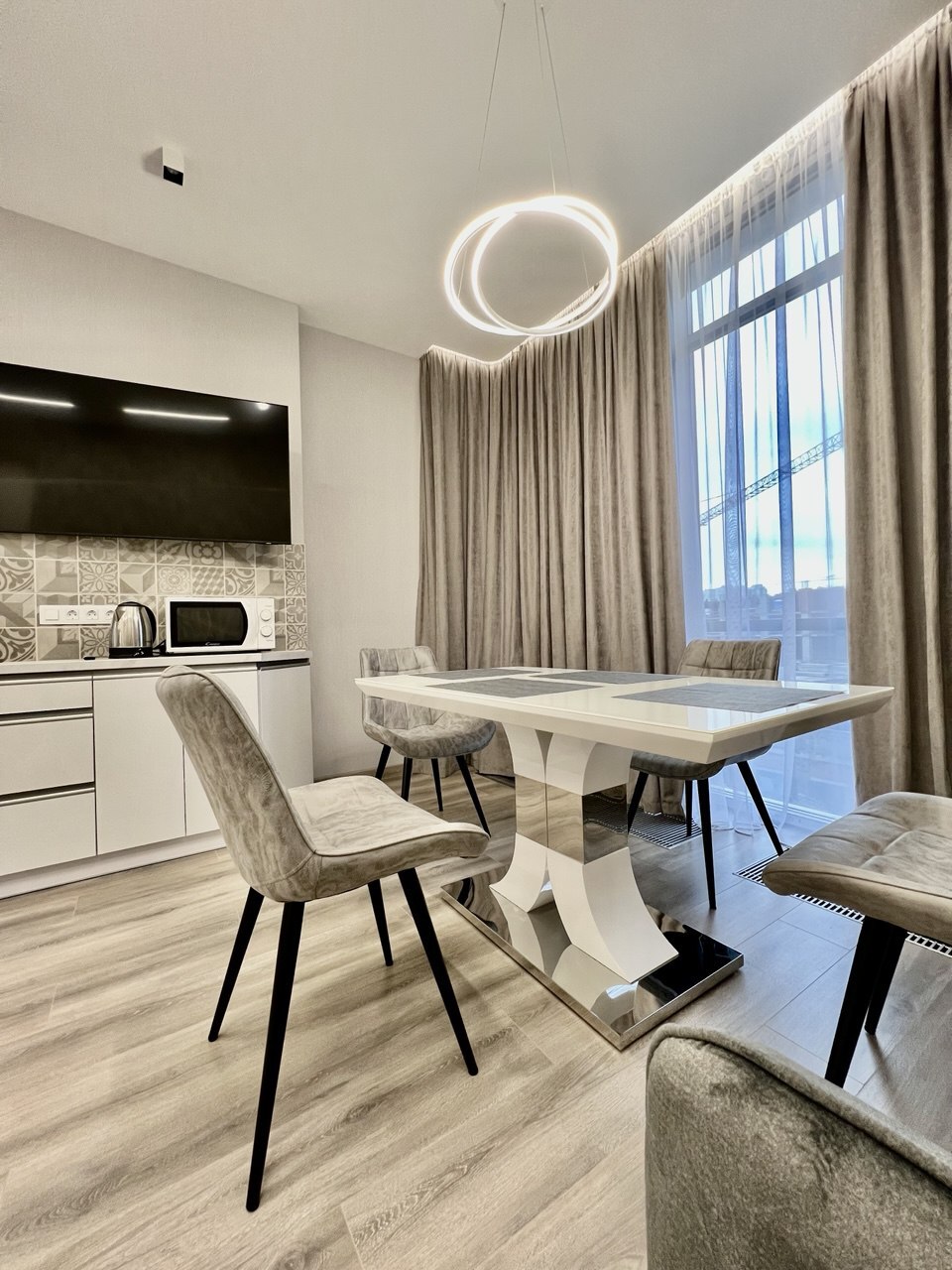 Аренда 1-комнатной квартиры 50 м², Верхогляда 19А метро Печерская
