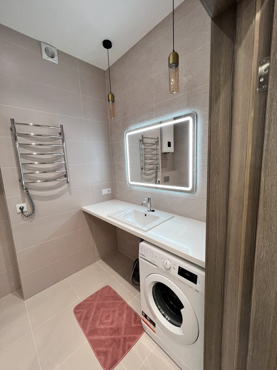 Аренда 1-комнатной квартиры 50 м², Верхогляда 19А метро Печерская