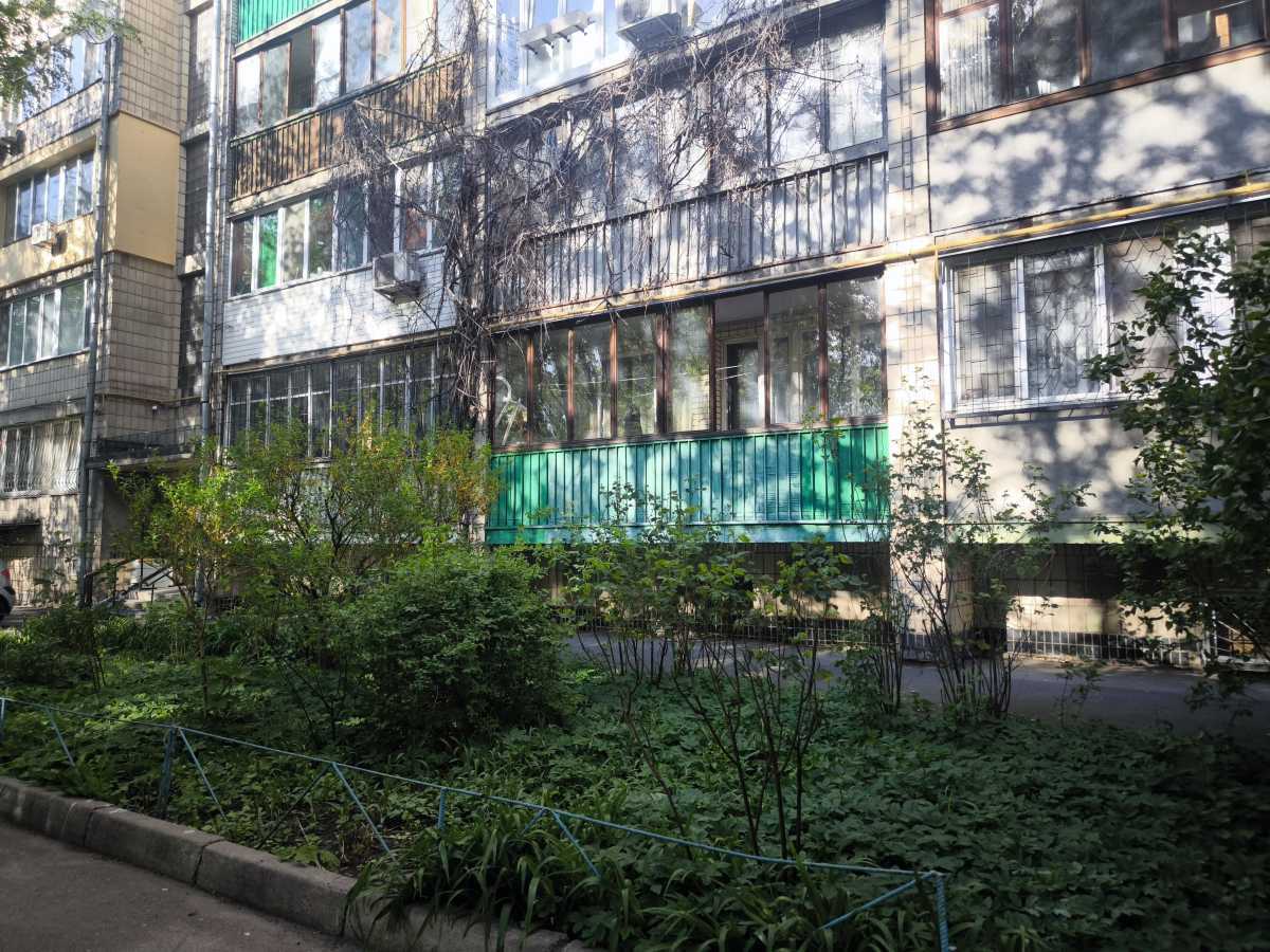 Продажа 1-комнатной квартиры 40 м², Василия Тютюнника ул., 22/26