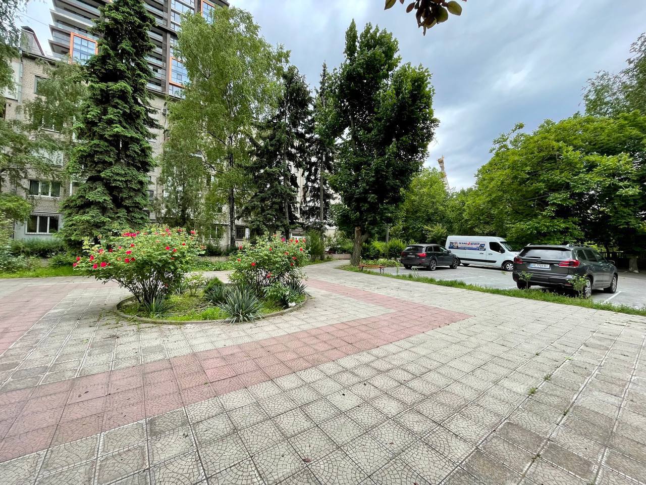 Оренда 3-кімнатної квартири 136 м², Володимира Вернадського вул.