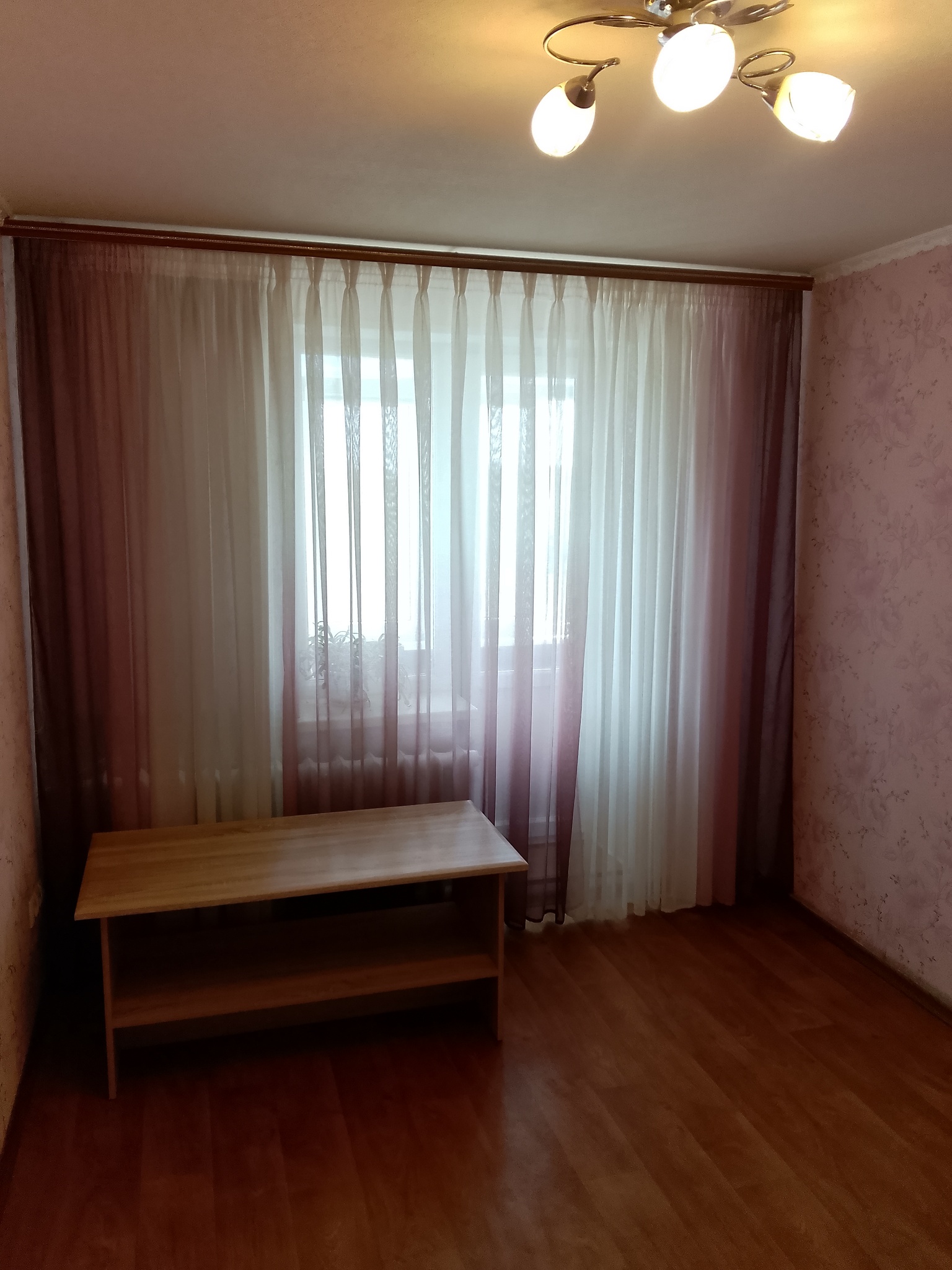 Продажа 4-комнатной квартиры 79 м²