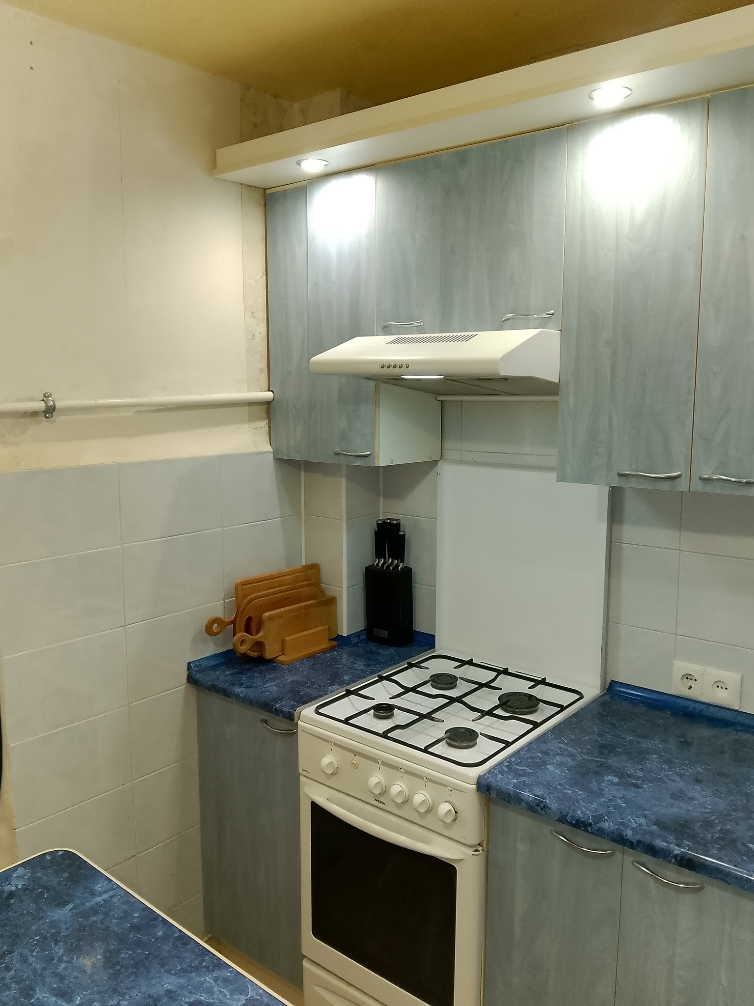 Продажа 4-комнатной квартиры 79 м²