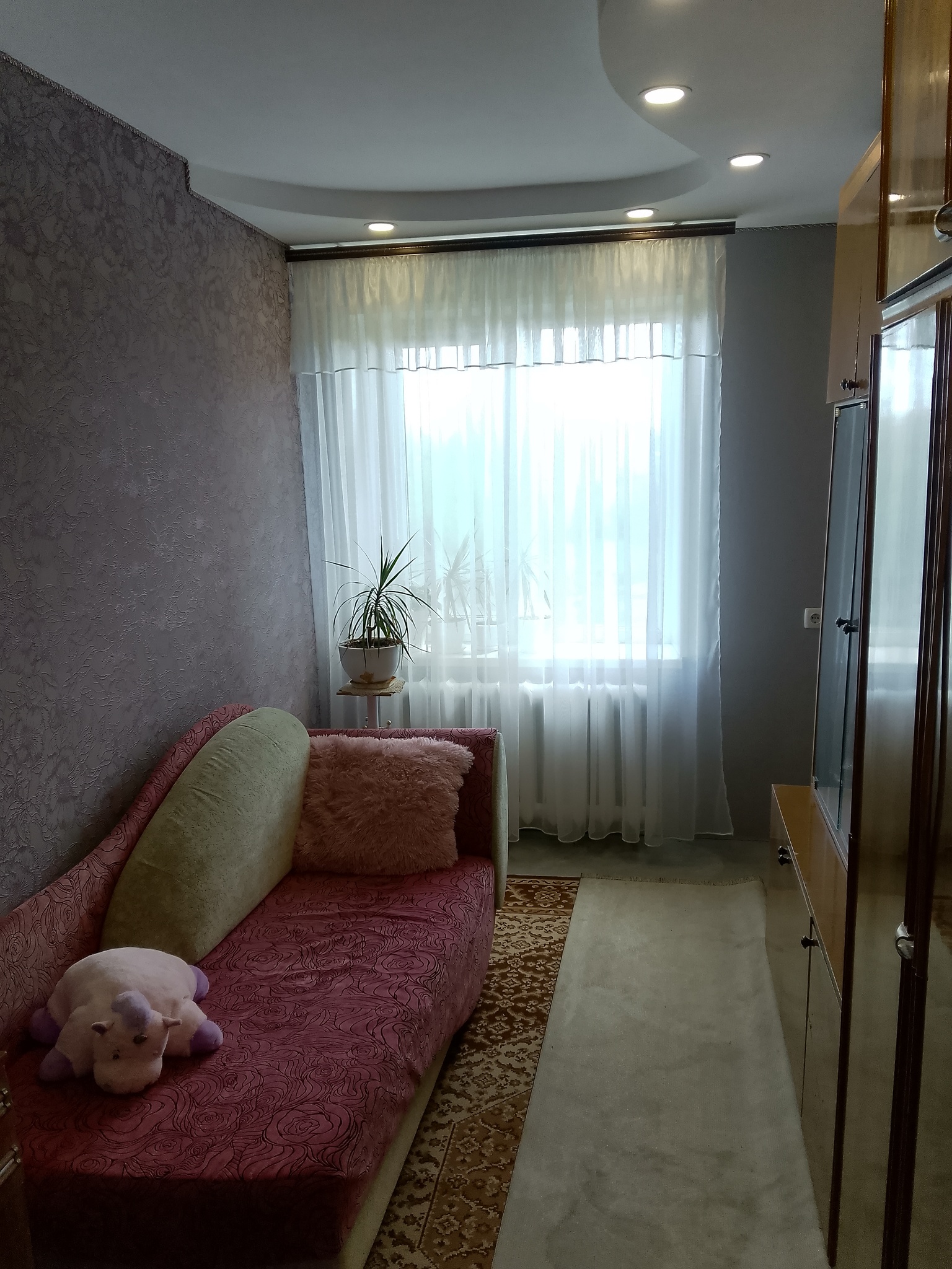 Продажа 4-комнатной квартиры 79 м²