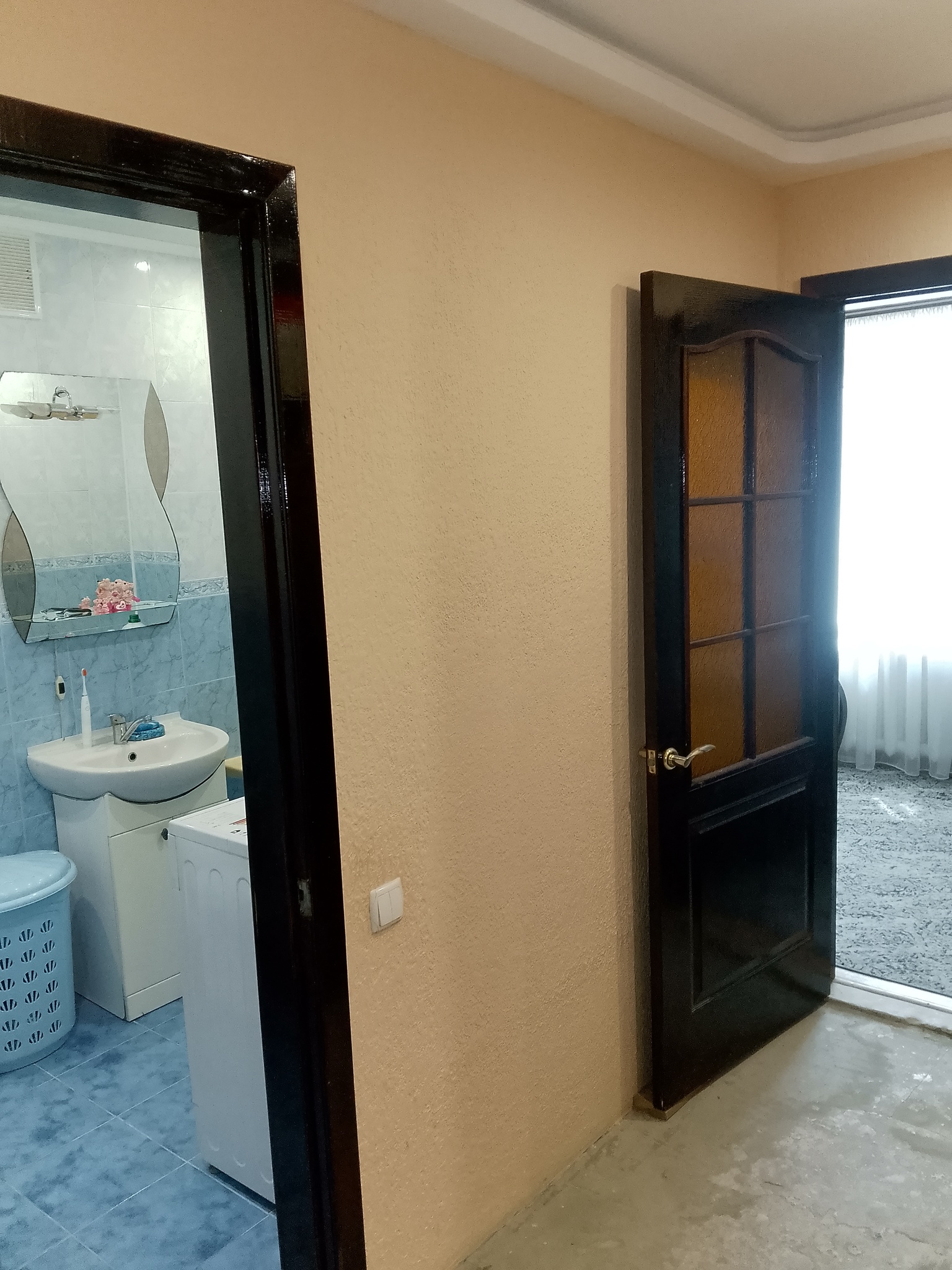 Продажа 4-комнатной квартиры 79 м²