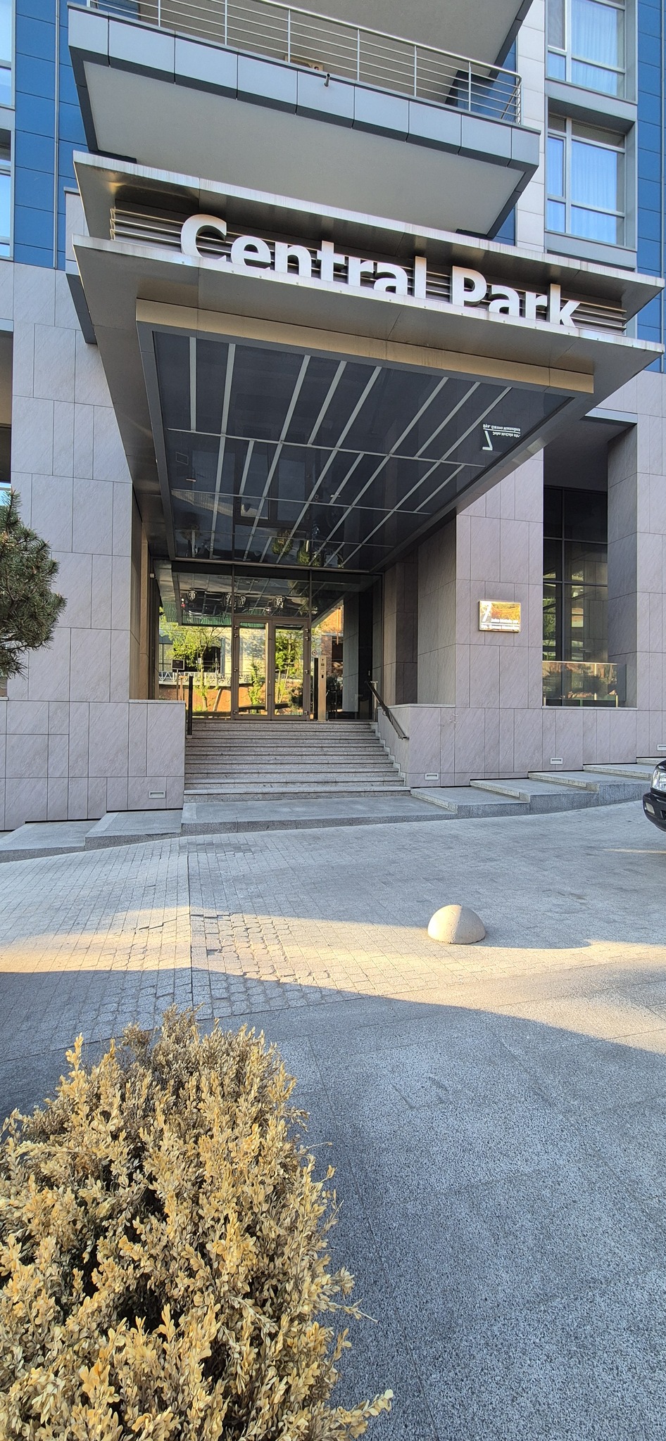 Аренда 1-комнатной квартиры 50.3 м², Джона Маккейна ул., 7