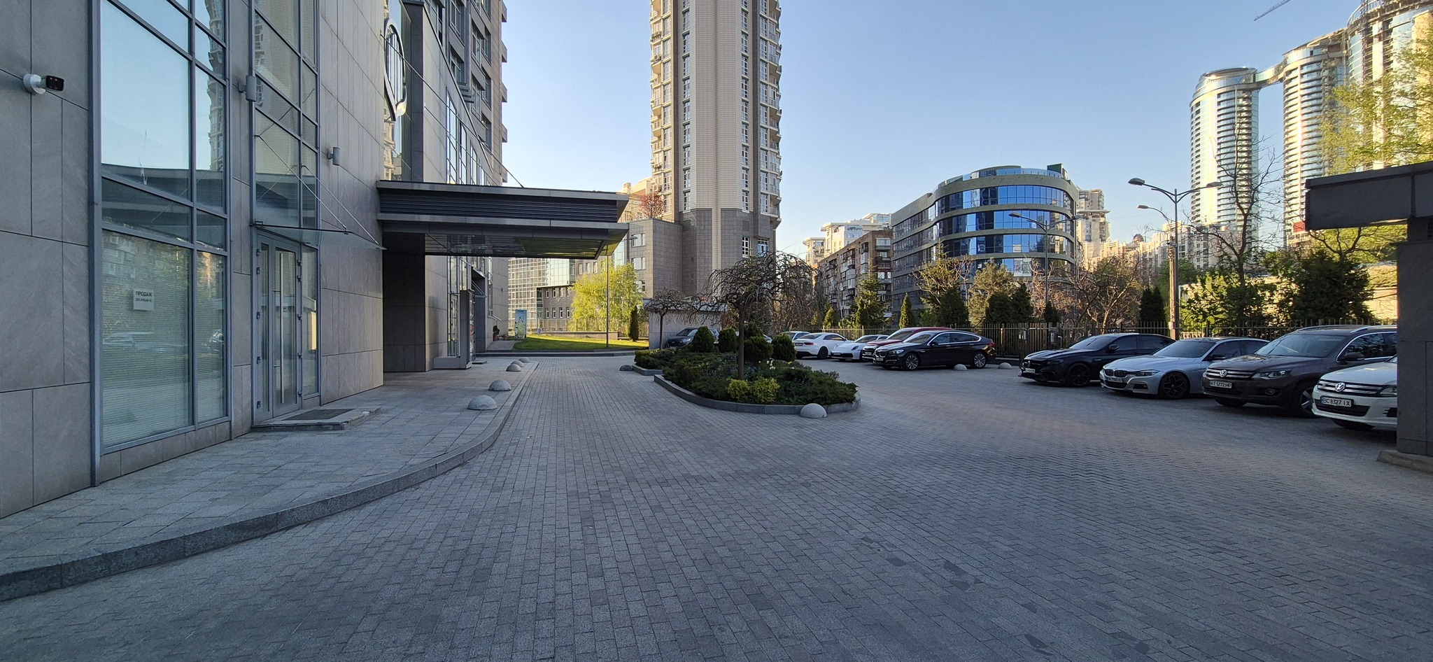 Аренда 1-комнатной квартиры 50.3 м², Джона Маккейна ул., 7