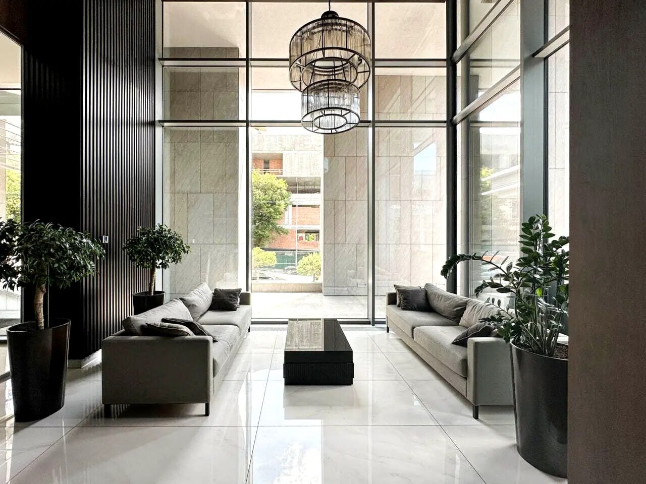 Аренда 1-комнатной квартиры 50.3 м², Джона Маккейна ул., 7