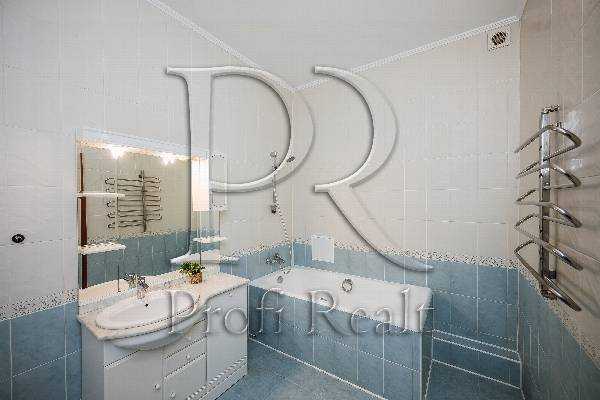 Продаж 3-кімнатної квартири 113 м², Героїв Сталінграда просп., 10А К1