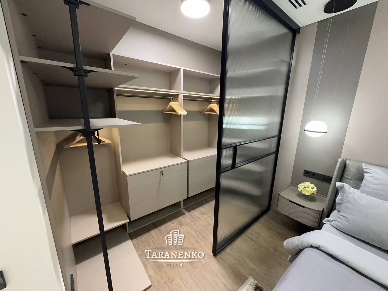 Оренда 1-кімнатної квартири 50 м², Набережна Перемоги вул.