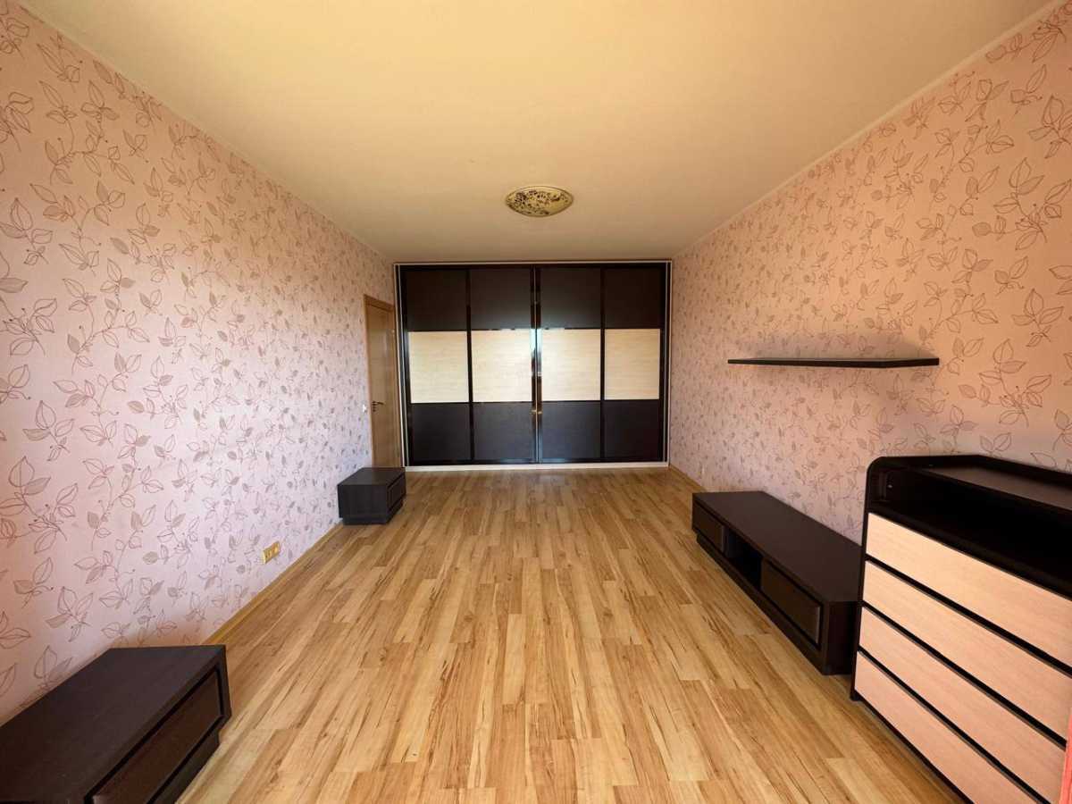Продаж 2-кімнатної квартири 73 м², Маршала Тимошенка вул., 15