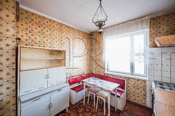 Продажа 3-комнатной квартиры 70 м², Радужная ул., 21А