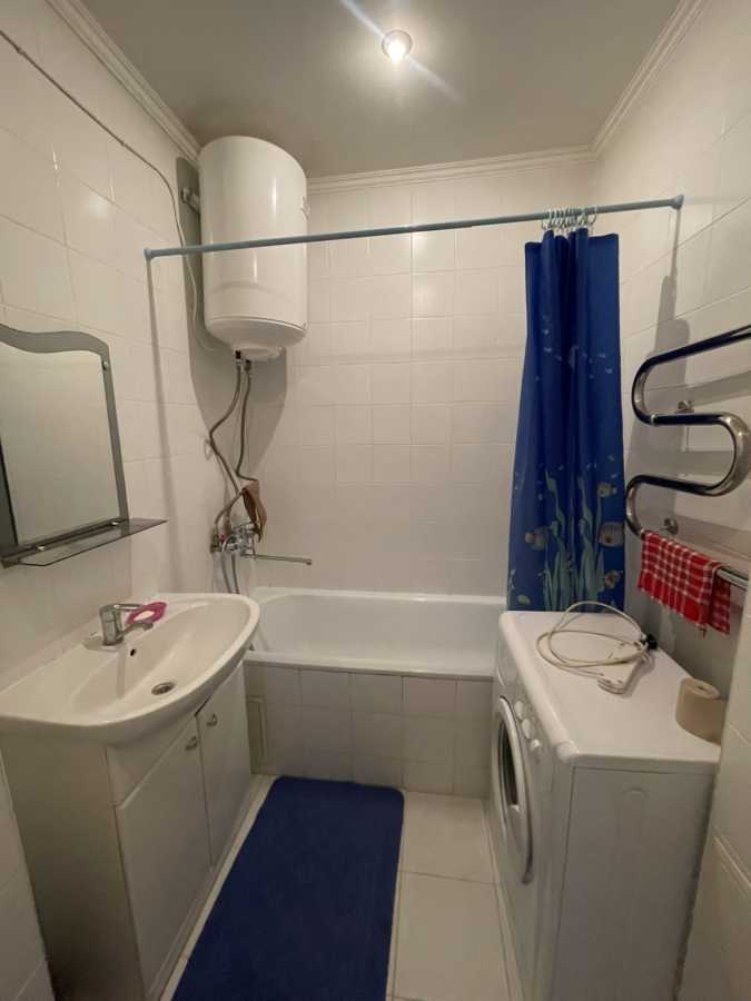 Оренда 1-кімнатної квартири 42 м², Соборна вул., 46