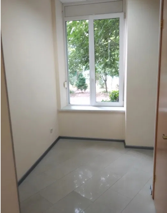 Аренда торгового помещения 47 м², Малая Арнаутская ул.