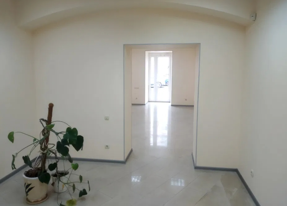Аренда торгового помещения 47 м², Малая Арнаутская ул.