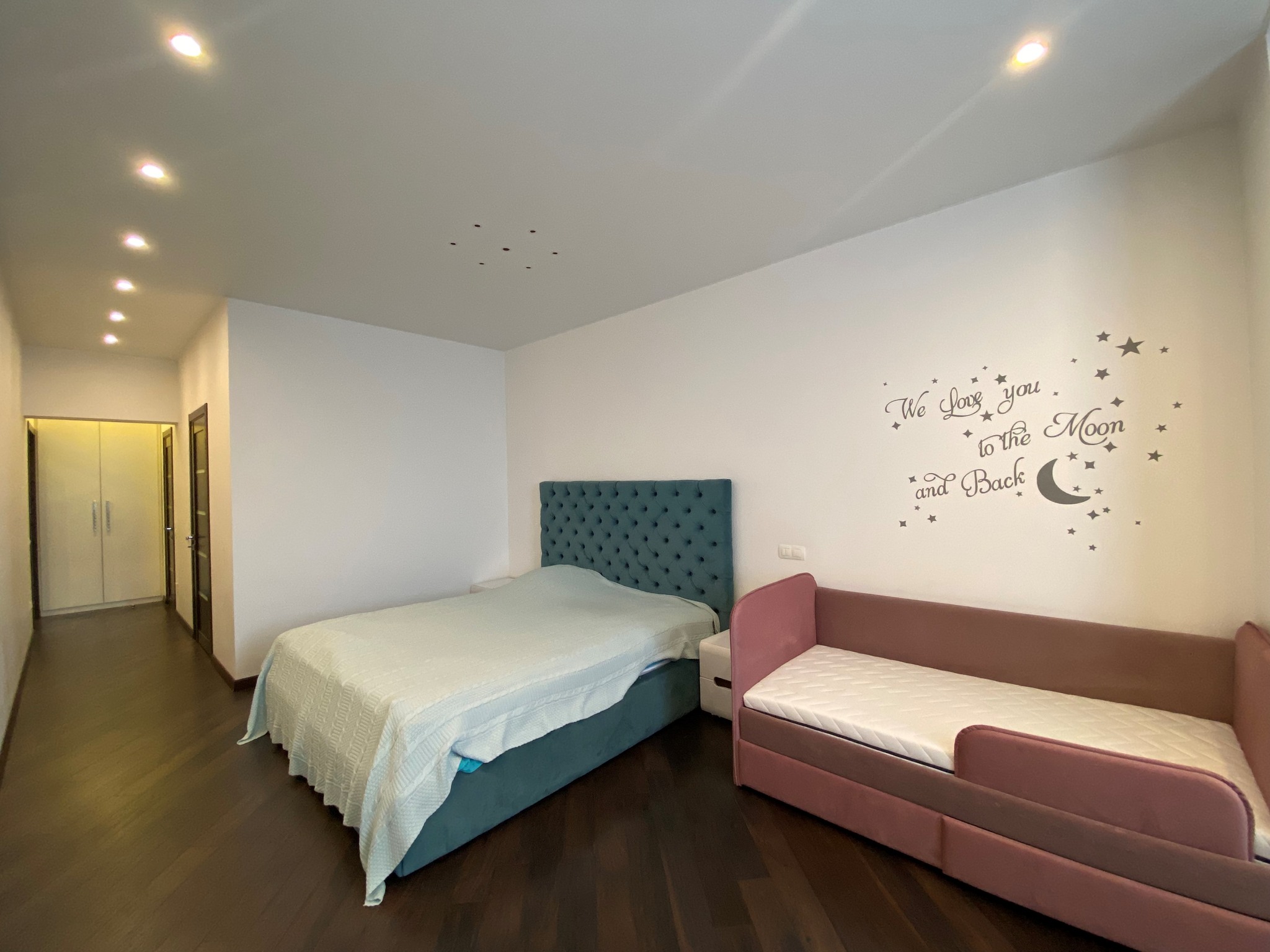 Продажа 2-комнатной квартиры 96 м², Ованеса Туманяна ул., 15А