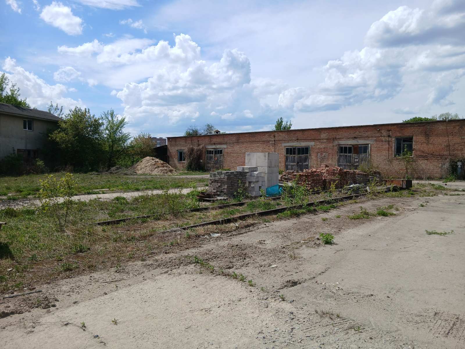 Оренда складу 985 м², Кліма Савура вул.